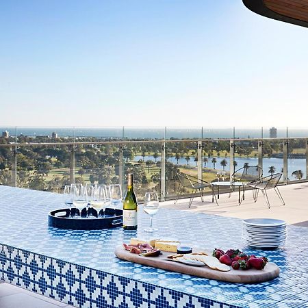 Tyrian Albert Park Lake Melbourne Exterior photo The pool at the Westin