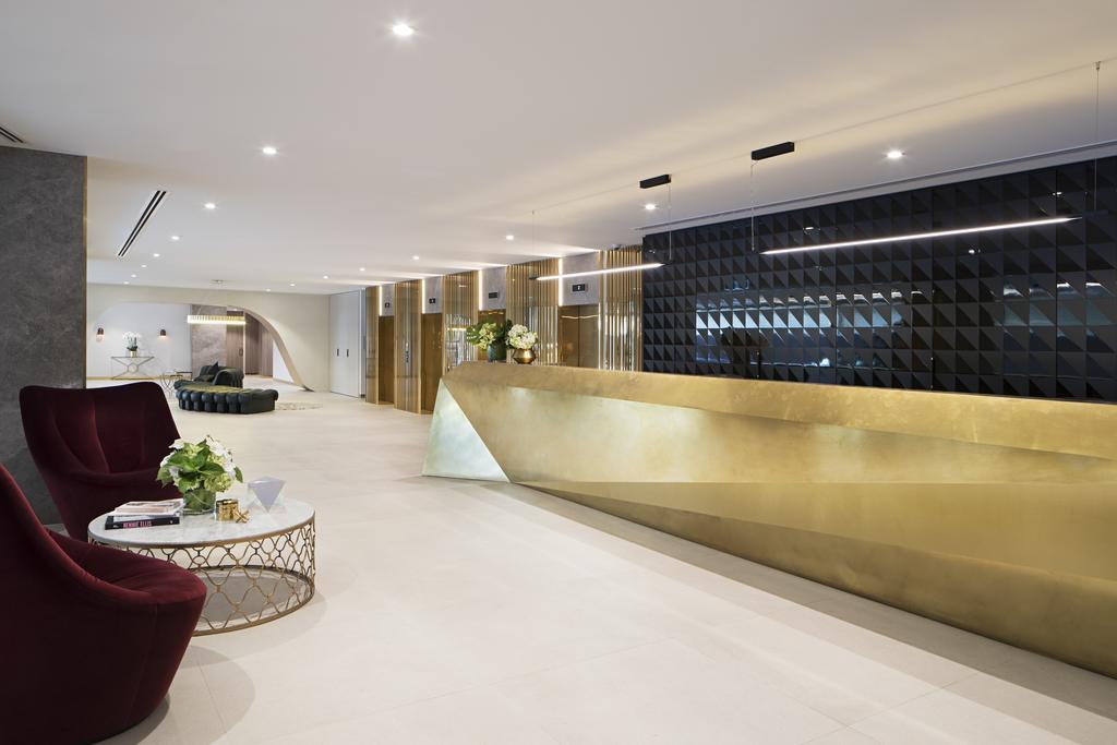 Tyrian Albert Park Lake Melbourne Exterior photo The reception area