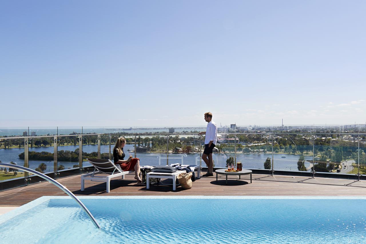 Tyrian Albert Park Lake Melbourne Exterior photo Rooftop pool at the Westin