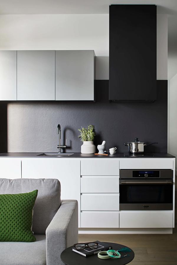 Tyrian Albert Park Lake Melbourne Exterior photo A modern kitchen